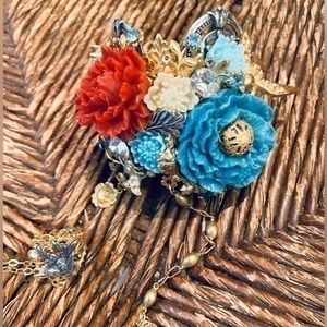 ✨💙Cosmik Souls Handcrafted Marie Antionette Inspired  Cuff w Silvewear Plate❤️